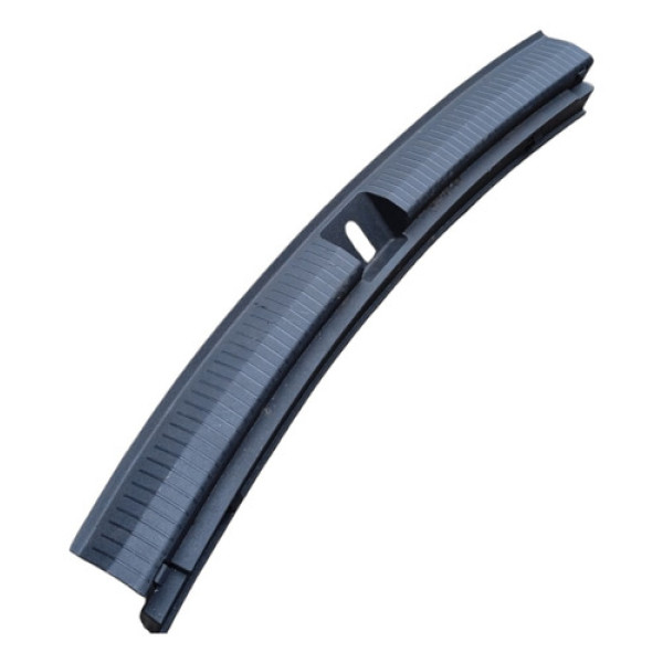 Soleira Porta Malas Vw Tiguan 2.0t 2019 2020 2021  Preto