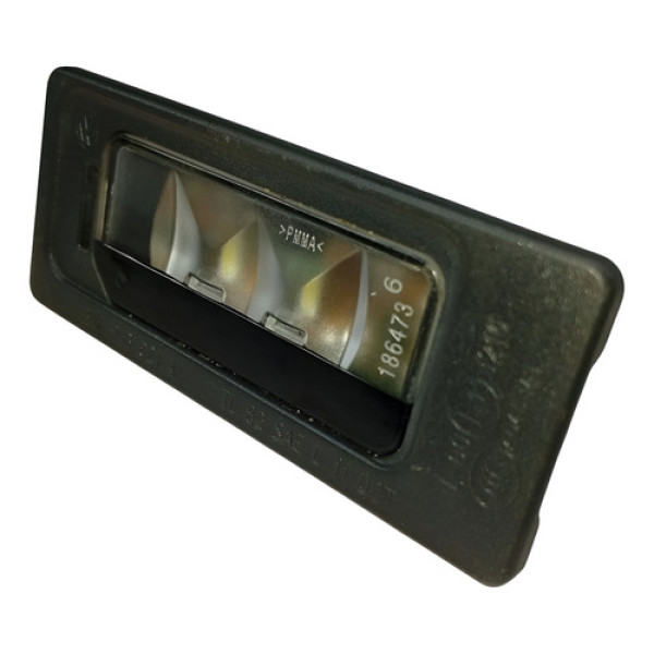 Luz Placa Volkswagen Jetta Hl 2.0 2016