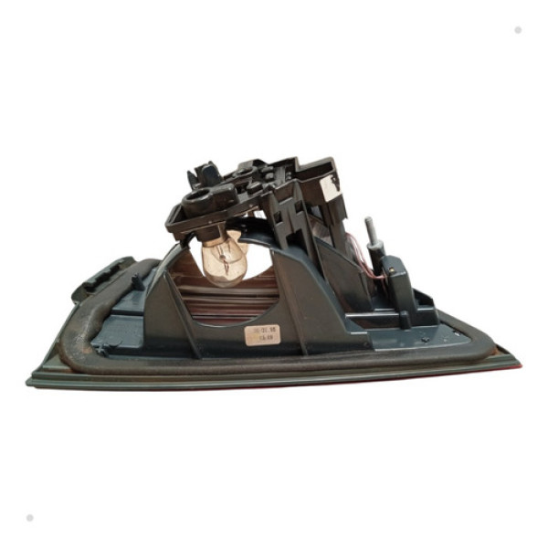 Lanterna Esquerda Tampa Traseira Bmw 320i Gt 2015 2016  Vermelho Esquerdo/motorista