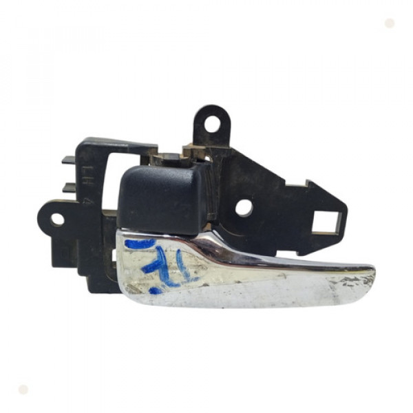 Maçaneta Int Tras Esq Mitsubishi Lancer Ralliart 2011 2012  Cromado Traseira