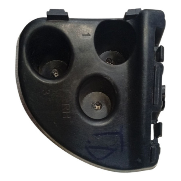 Suporte Lanterna Direita Chevrolet Tracker 2023 2024 Direito/passageiro