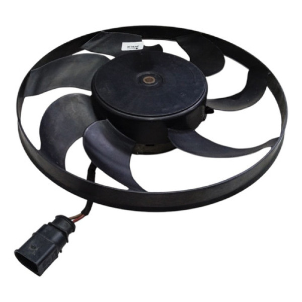 Ventoinha Menor Radiador Volkswagen Fusca 2.0t 2013 Detalhe 