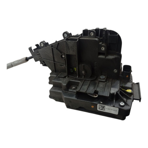 Fechadura Porta Dianteira Esquerd Mercedes C180 2015 Detalhe Ok