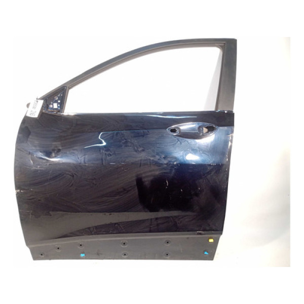 Porta Dianteira Esquerda Detalhe Gm Tracker 2020 2021