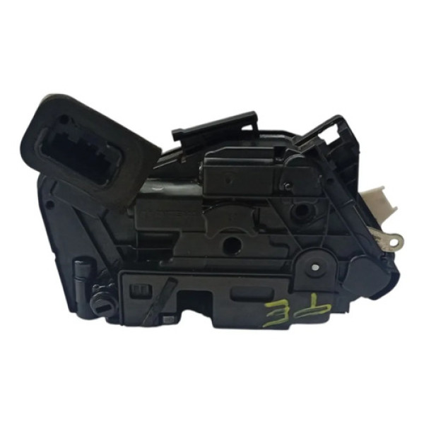 Fechadura Porta Traseira Esquerda Volkswagen Jetta Tsi 2014