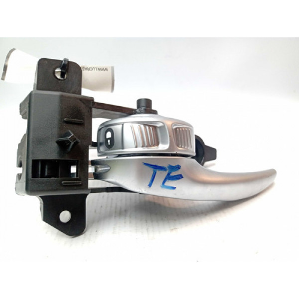 Maçaneta Interna Traseira Esquerda Jeep Renegade 2016 2018 Prateado Traseira