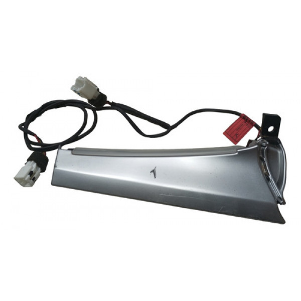 Moldura Led Retrovisor Chery Tiggo 8 2021 2022  Prata