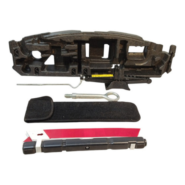 Kit Macaco Isopor Triângulo Chave Roda Discovery 2016 Detalh