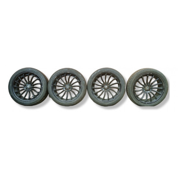 Jogo Roda Pneu Q3 Vittoria London Aro 20  Preto