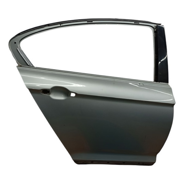 Porta Traseira Direita Vw Passat B8 2017 2018 Detalhe Traseira Direito Prata