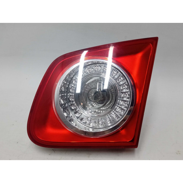 Lanterna Tampa Direita Volkswagen Jetta 2008 2009