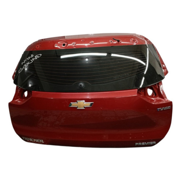 Tampa Traseira Vidro Vigia Chevrolet Tracker 2023 2024  Vermelho