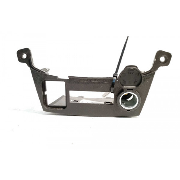 Tomada 12v Com Acabamento Gm Tracker 2017 2019 Preta