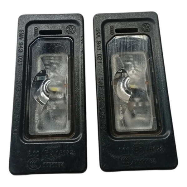 Par Luz Placa Volkswagen Taos 2023