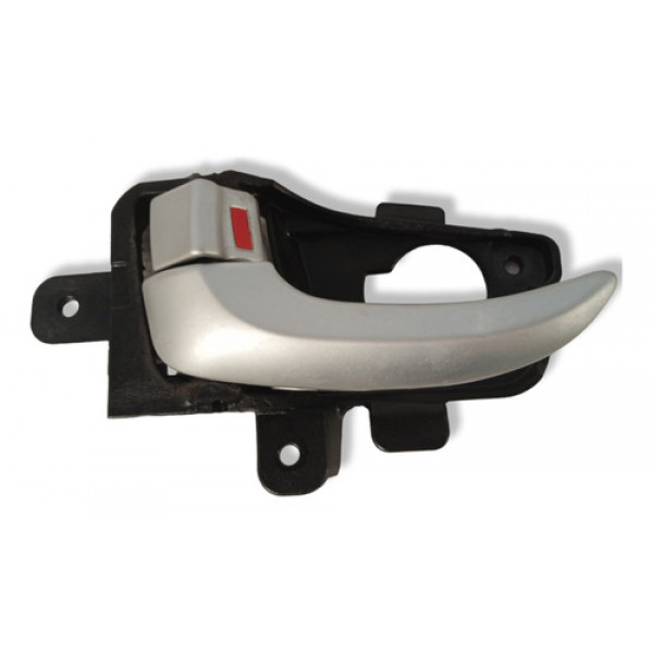 Maçaneta Interna Traseira Esquerda Hyundai I30 2013 2014 15 Prata Traseira