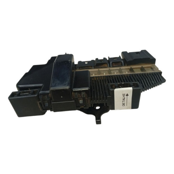 Caixa Filtro Bateria Suzuki Grand Vitara 2.0 2013 Detalhe