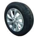 Roda Riscada Pneu Meia Vida Chevrolet Onix 1.0 Aut 2020 Cinza