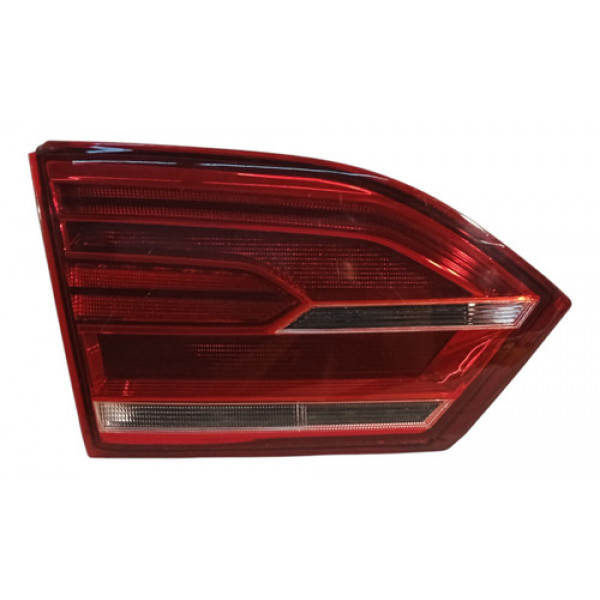 Lanterna Esquerda Tampa Traseira Vw Jetta 2012 2013 Detalhe Esquerdo/motorista