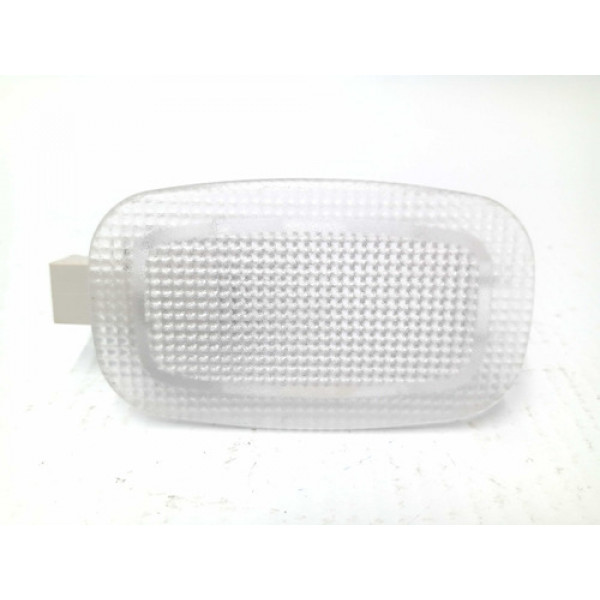 Luz Cortesia Mercedes C180 2012 2013