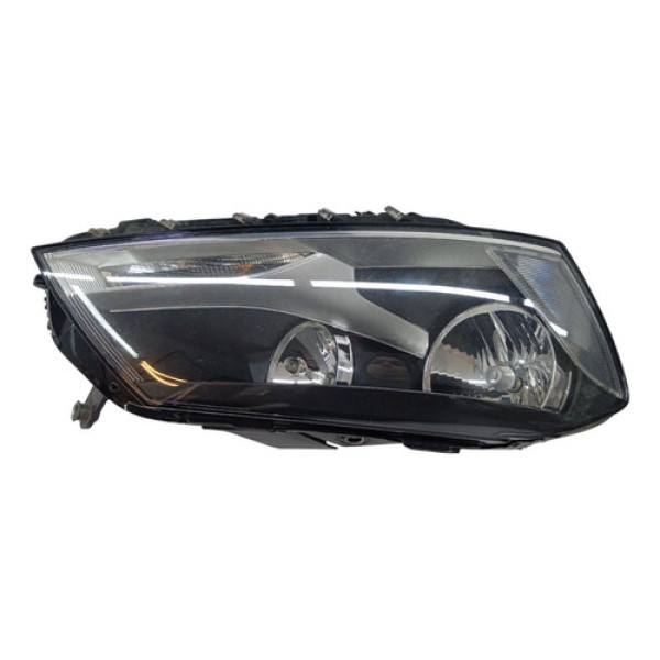 Farol Direito Vw Passat B7 2.0t 2012  Gasol Detalhe.  Direito/passageiro