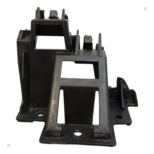Guia Direita Parachoque Traseiro Volkswagen Jetta 2012 2013